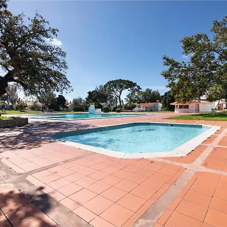 Apartment Lovely And New In Oura *