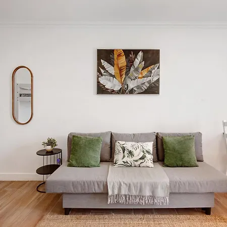 Apartament Lovely And New In Oura