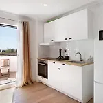 Appartement Lovely And New In Oura *